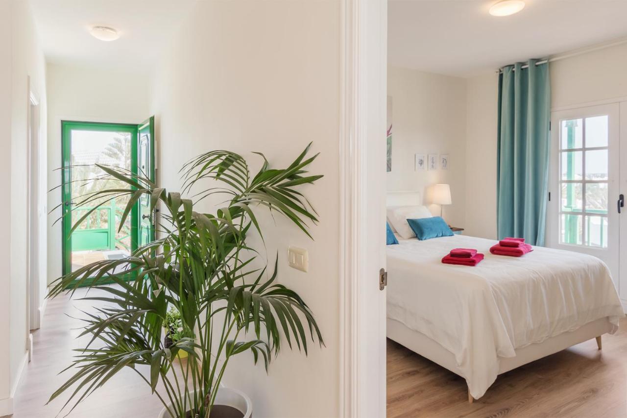 Apartamento Om Con Piscina Y Vistas Al Mar Apartamento Costa Teguise Exterior foto